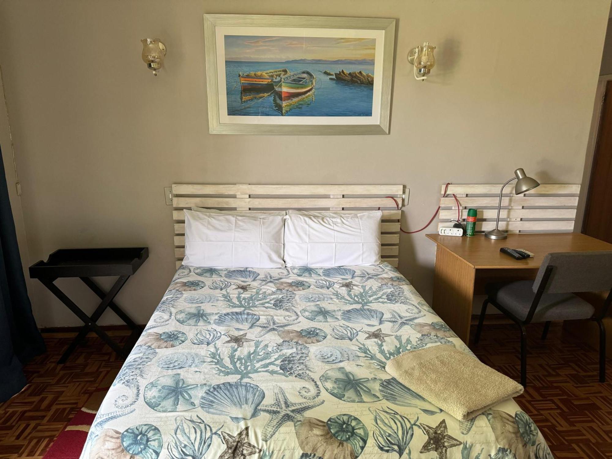 The Lighthouse Guesthouse Welkom Esterno foto
