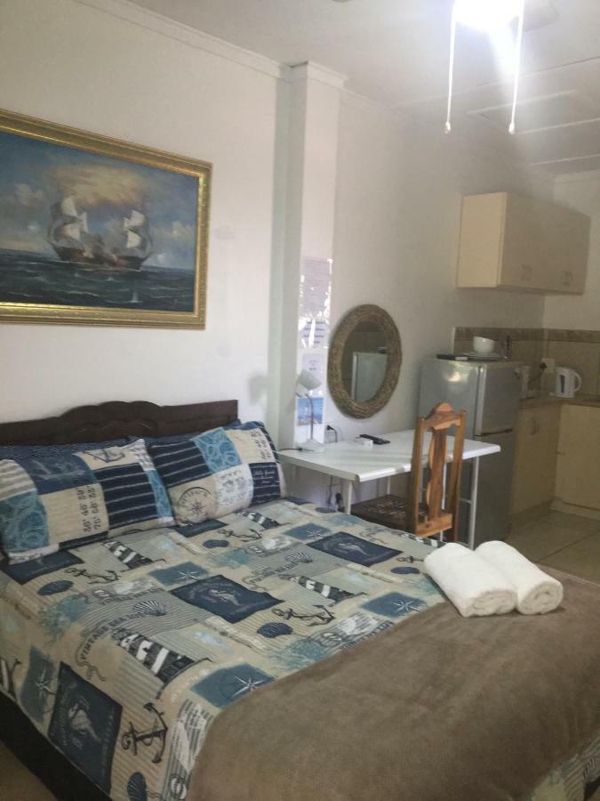 The Lighthouse Guesthouse Welkom Esterno foto